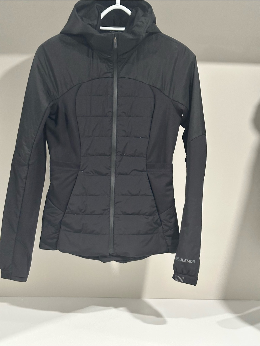 lululemon black hooded insulated puffer jacket